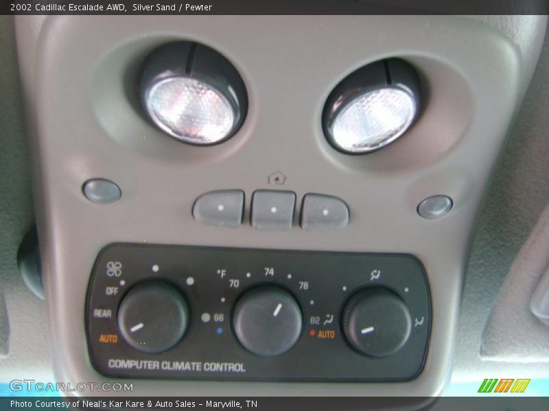 Silver Sand / Pewter 2002 Cadillac Escalade AWD