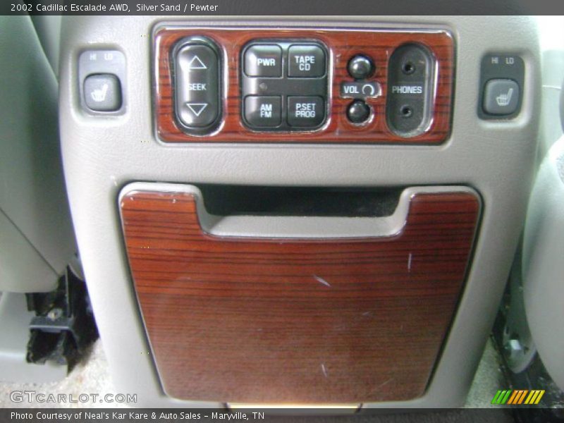 Silver Sand / Pewter 2002 Cadillac Escalade AWD