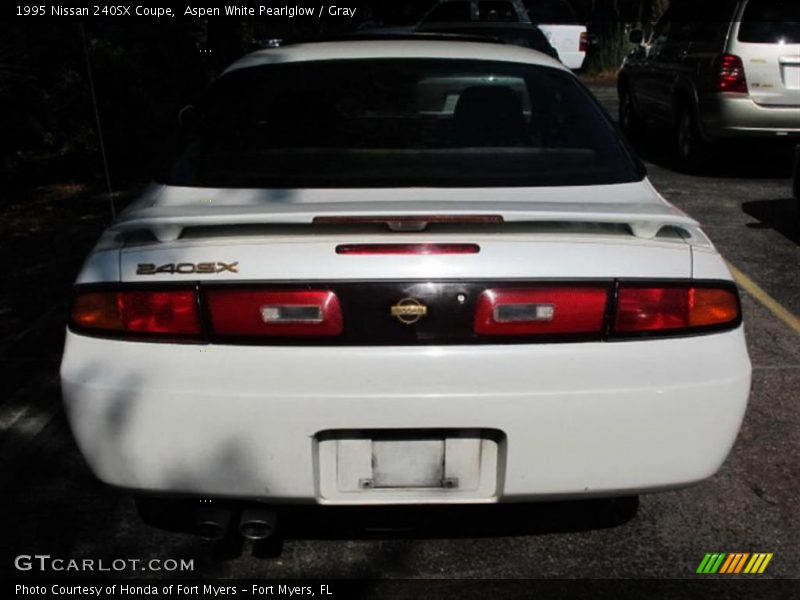 Aspen White Pearlglow / Gray 1995 Nissan 240SX Coupe