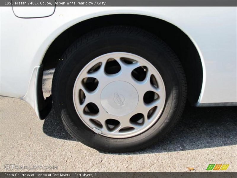 Aspen White Pearlglow / Gray 1995 Nissan 240SX Coupe