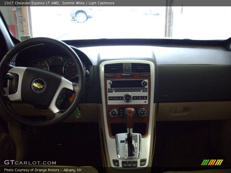 Summit White / Light Cashmere 2007 Chevrolet Equinox LT AWD