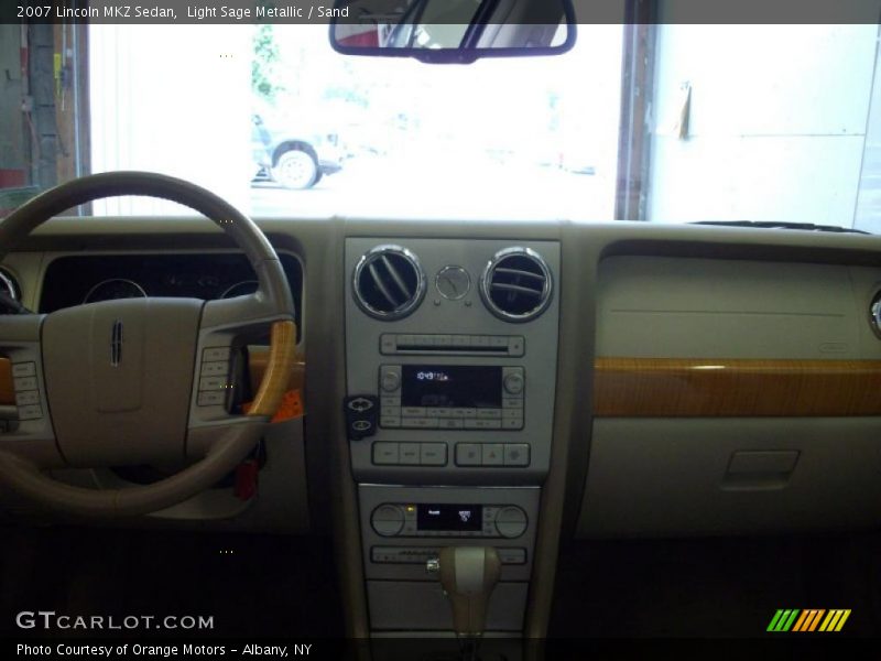 Light Sage Metallic / Sand 2007 Lincoln MKZ Sedan