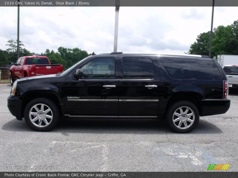 Onyx Black / Ebony 2010 GMC Yukon XL Denali