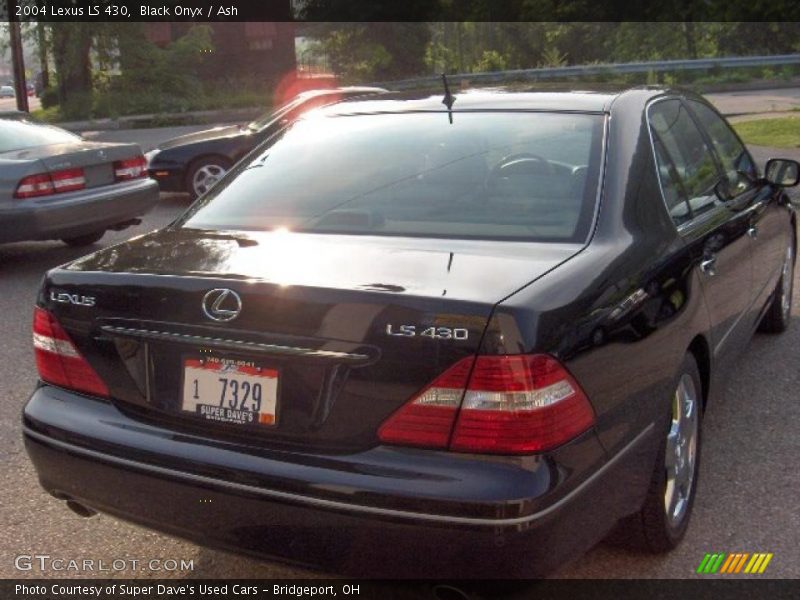Black Onyx / Ash 2004 Lexus LS 430