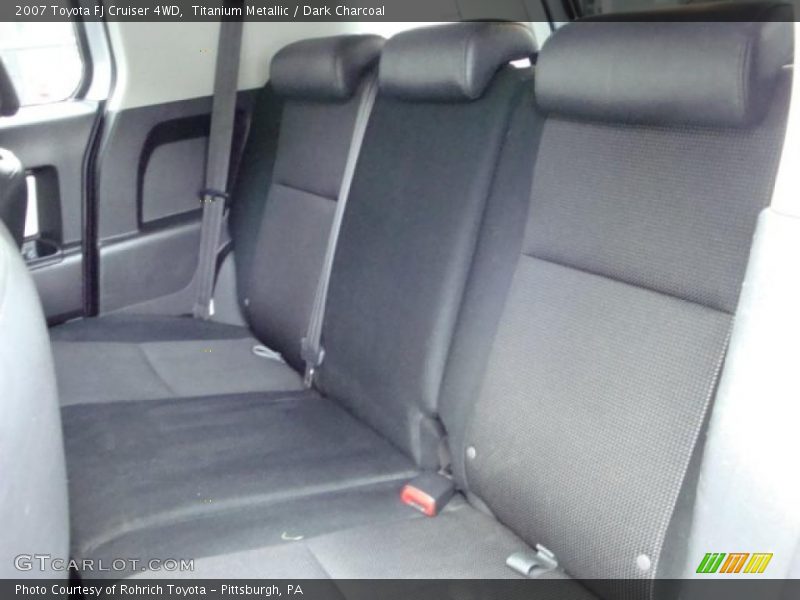 Titanium Metallic / Dark Charcoal 2007 Toyota FJ Cruiser 4WD