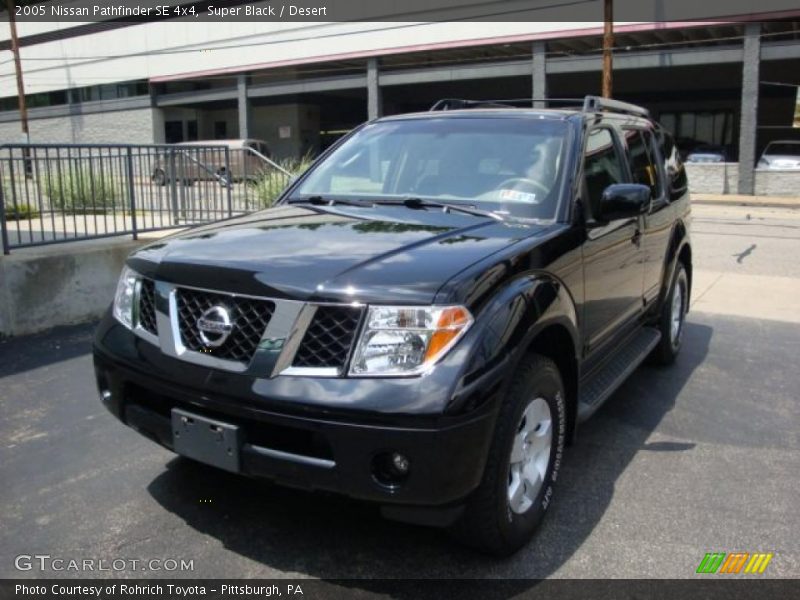 Super Black / Desert 2005 Nissan Pathfinder SE 4x4