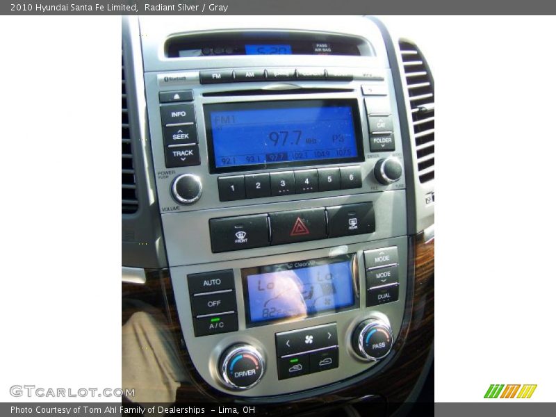 Radiant Silver / Gray 2010 Hyundai Santa Fe Limited