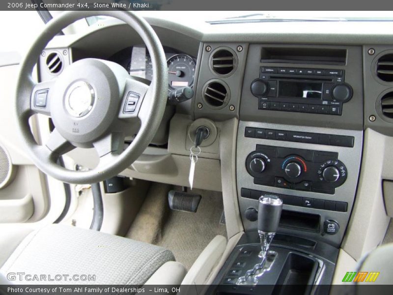 Stone White / Khaki 2006 Jeep Commander 4x4