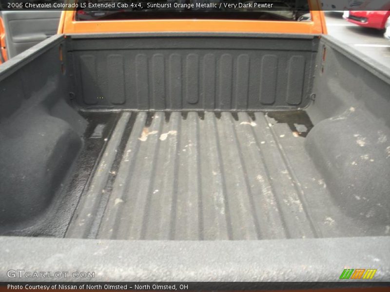 Sunburst Orange Metallic / Very Dark Pewter 2006 Chevrolet Colorado LS Extended Cab 4x4