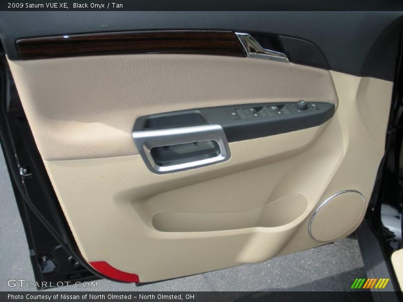 Black Onyx / Tan 2009 Saturn VUE XE
