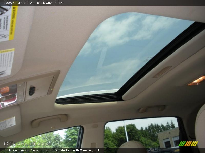 Black Onyx / Tan 2009 Saturn VUE XE