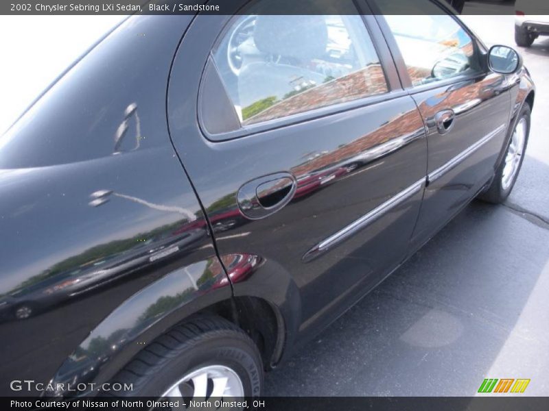 Black / Sandstone 2002 Chrysler Sebring LXi Sedan