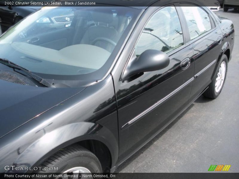 Black / Sandstone 2002 Chrysler Sebring LXi Sedan