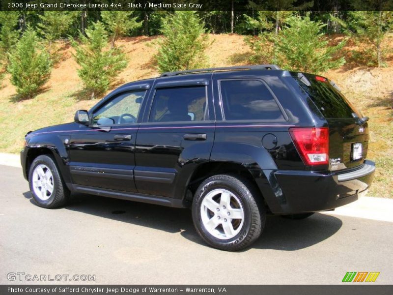 Black / Medium Slate Gray 2006 Jeep Grand Cherokee Laredo 4x4