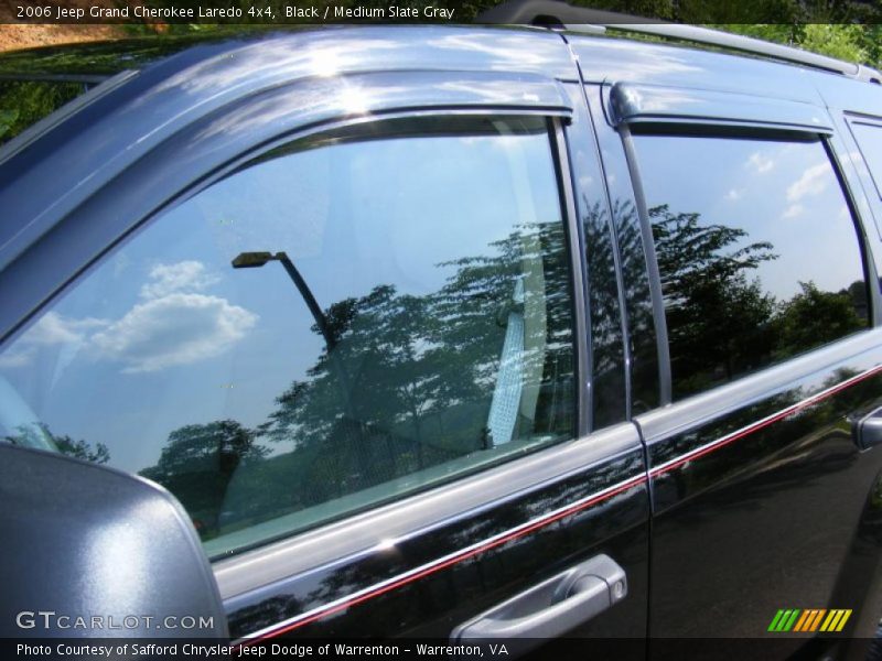 Black / Medium Slate Gray 2006 Jeep Grand Cherokee Laredo 4x4