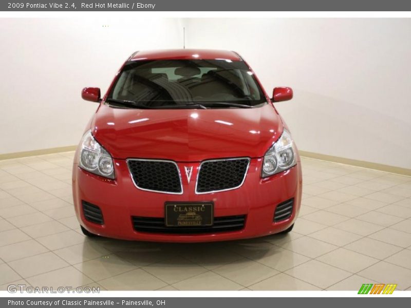 Red Hot Metallic / Ebony 2009 Pontiac Vibe 2.4