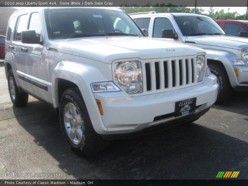 Stone White / Dark Slate Gray 2010 Jeep Liberty Sport 4x4