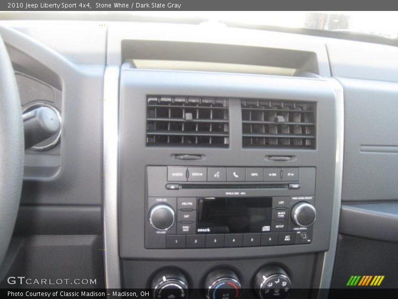 Stone White / Dark Slate Gray 2010 Jeep Liberty Sport 4x4