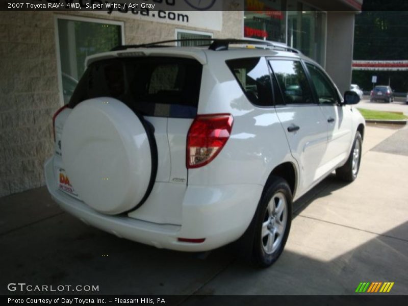 Super White / Ash Gray 2007 Toyota RAV4 4WD