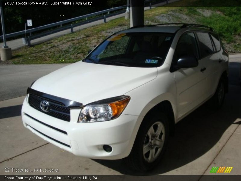 Super White / Ash Gray 2007 Toyota RAV4 4WD