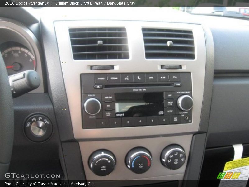 Brilliant Black Crystal Pearl / Dark Slate Gray 2010 Dodge Avenger SXT