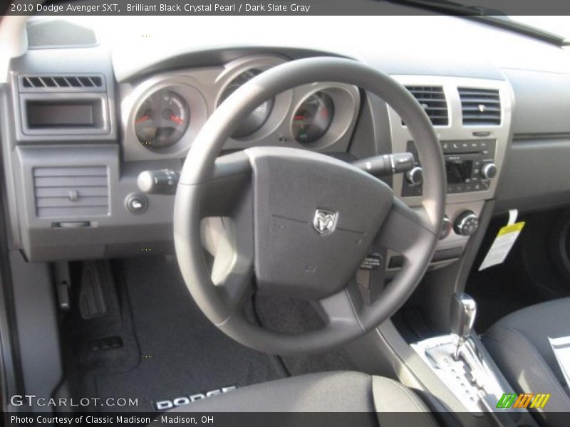 Brilliant Black Crystal Pearl / Dark Slate Gray 2010 Dodge Avenger SXT