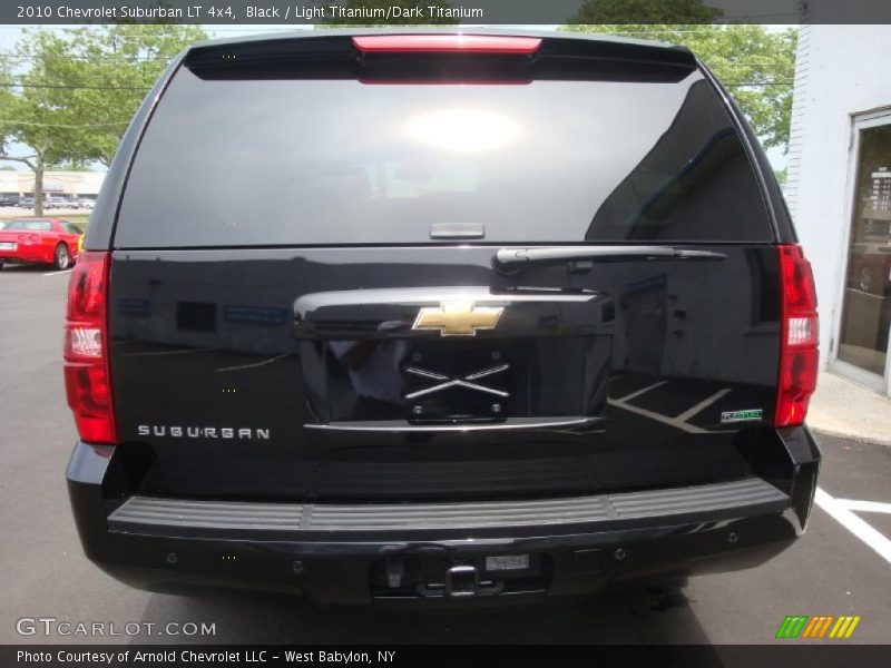 Black / Light Titanium/Dark Titanium 2010 Chevrolet Suburban LT 4x4