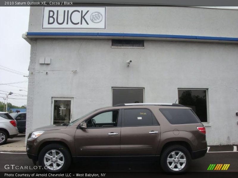 Cocoa / Black 2010 Saturn Outlook XE