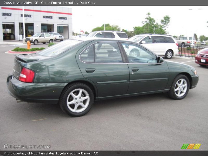 Green Emerald Metallic / Dusk Gray 2000 Nissan Altima SE
