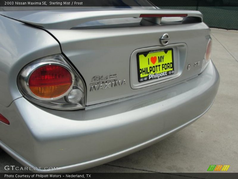 Sterling Mist / Frost 2003 Nissan Maxima SE