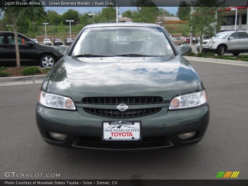Green Emerald Metallic / Dusk Gray 2000 Nissan Altima SE