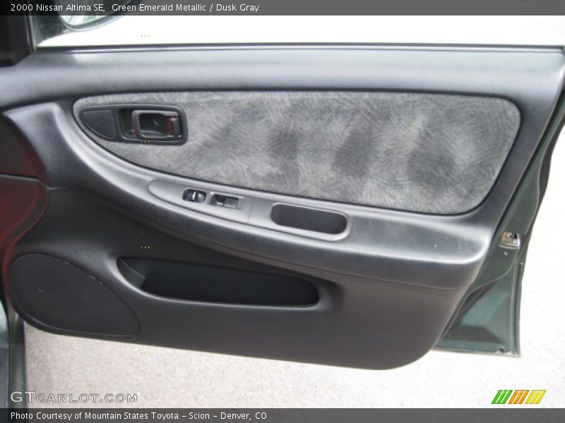 Green Emerald Metallic / Dusk Gray 2000 Nissan Altima SE