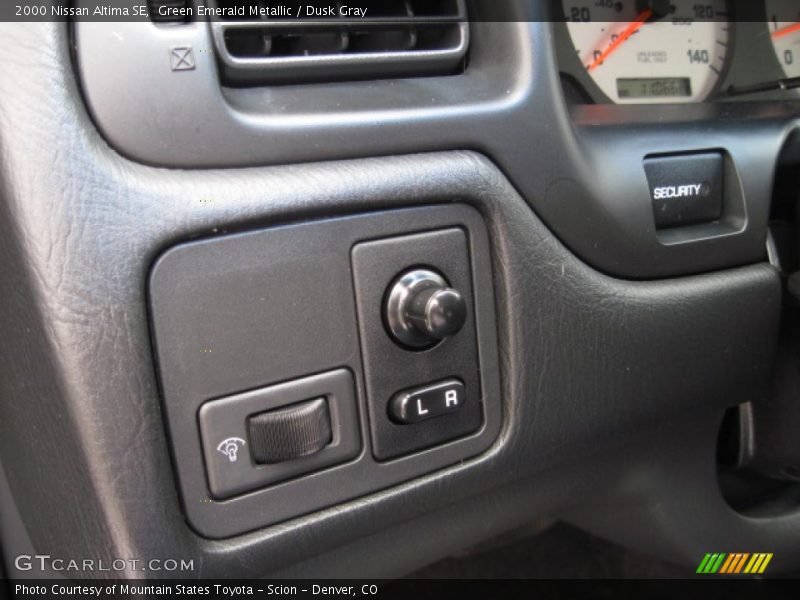 Green Emerald Metallic / Dusk Gray 2000 Nissan Altima SE