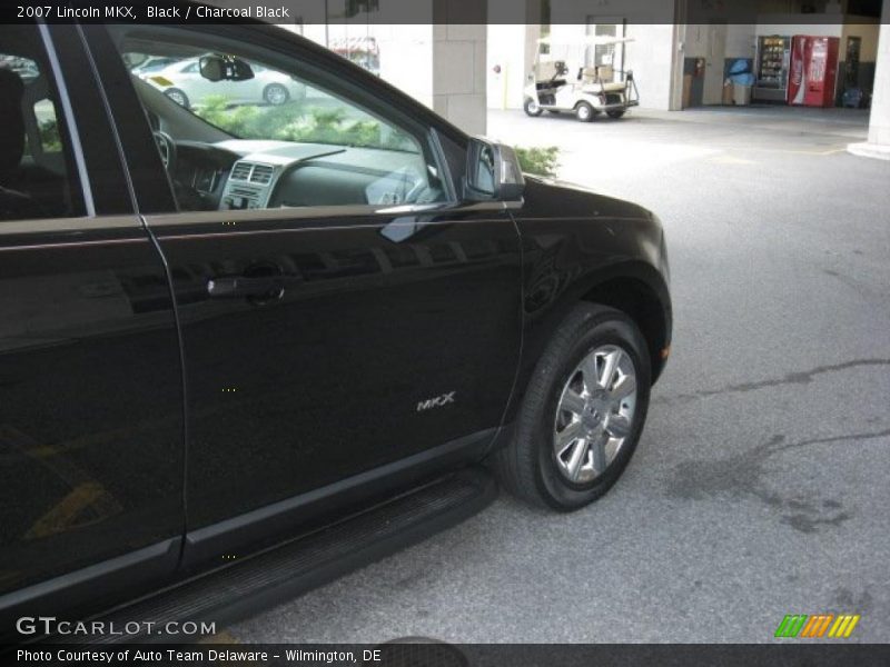 Black / Charcoal Black 2007 Lincoln MKX