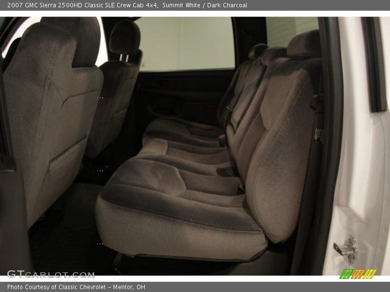 Summit White / Dark Charcoal 2007 GMC Sierra 2500HD Classic SLE Crew Cab 4x4