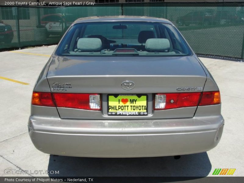 Antique Sage Pearl / Gray 2000 Toyota Camry LE