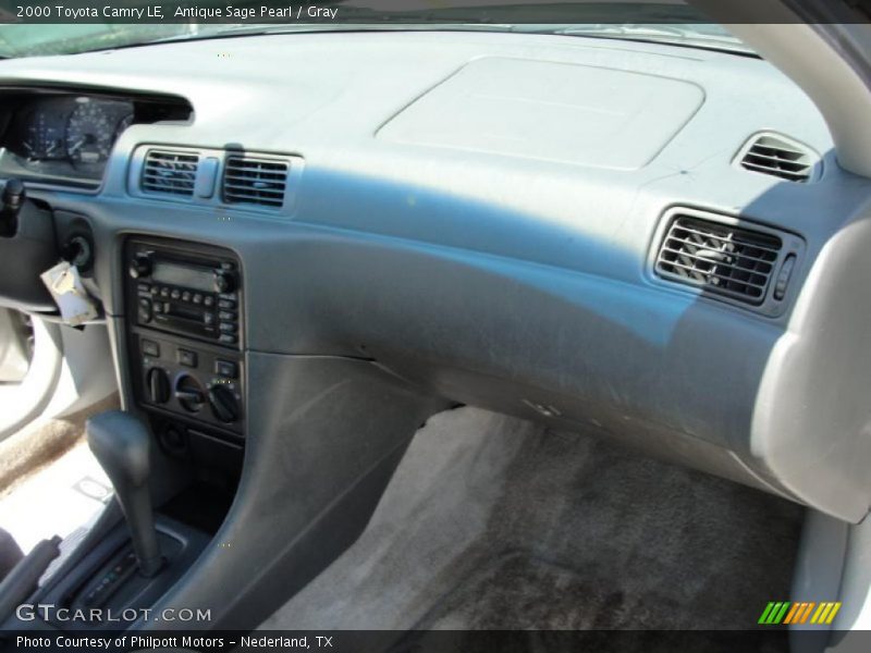 Antique Sage Pearl / Gray 2000 Toyota Camry LE