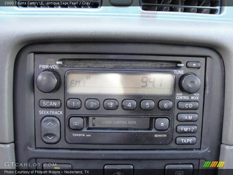 Antique Sage Pearl / Gray 2000 Toyota Camry LE