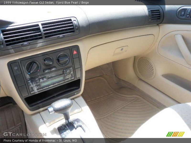 Fjord Blue Pearl / Beige 1999 Volkswagen Passat GLS Sedan