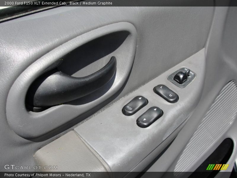 Black / Medium Graphite 2000 Ford F150 XLT Extended Cab