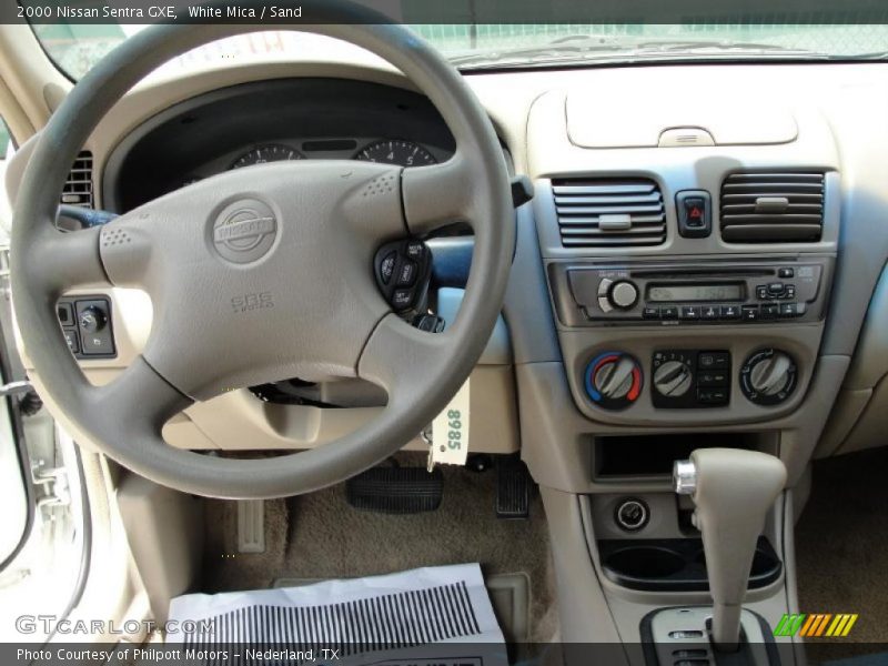 White Mica / Sand 2000 Nissan Sentra GXE