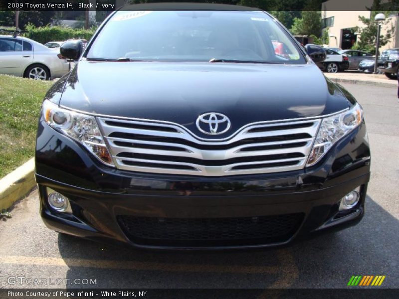 Black / Ivory 2009 Toyota Venza I4