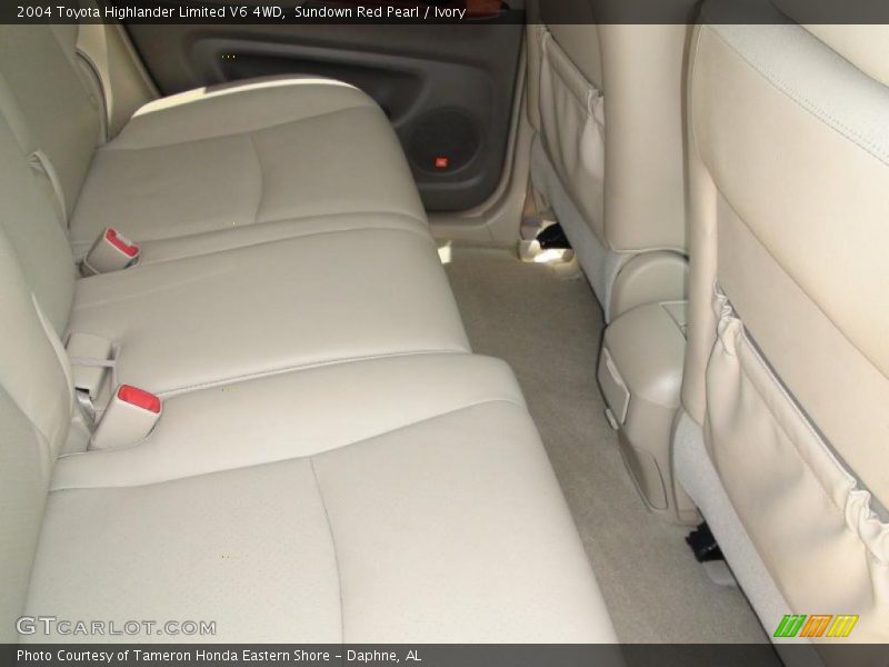 Sundown Red Pearl / Ivory 2004 Toyota Highlander Limited V6 4WD