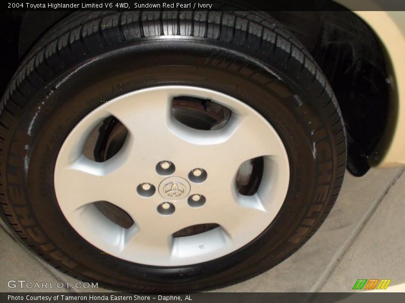 Sundown Red Pearl / Ivory 2004 Toyota Highlander Limited V6 4WD