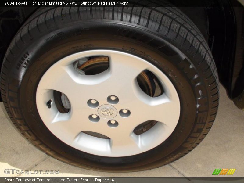 Sundown Red Pearl / Ivory 2004 Toyota Highlander Limited V6 4WD