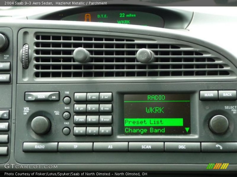 Hazlenut Metallic / Parchment 2004 Saab 9-3 Aero Sedan