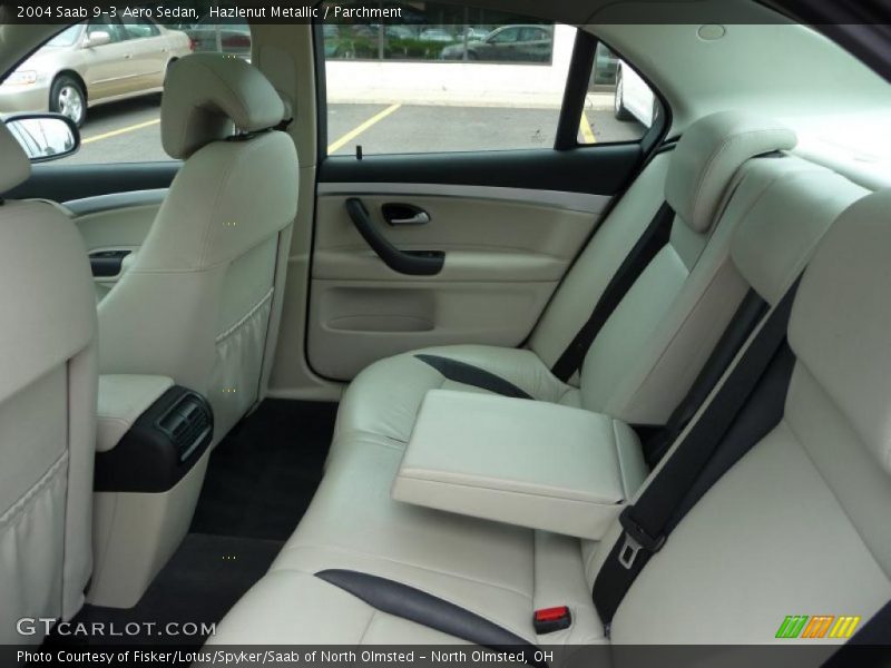 Hazlenut Metallic / Parchment 2004 Saab 9-3 Aero Sedan
