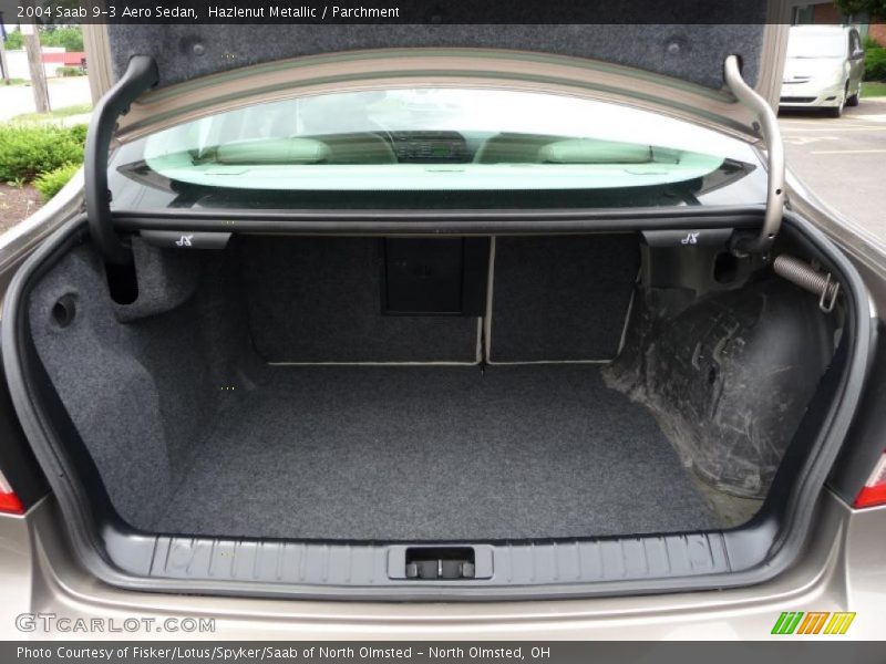 Hazlenut Metallic / Parchment 2004 Saab 9-3 Aero Sedan
