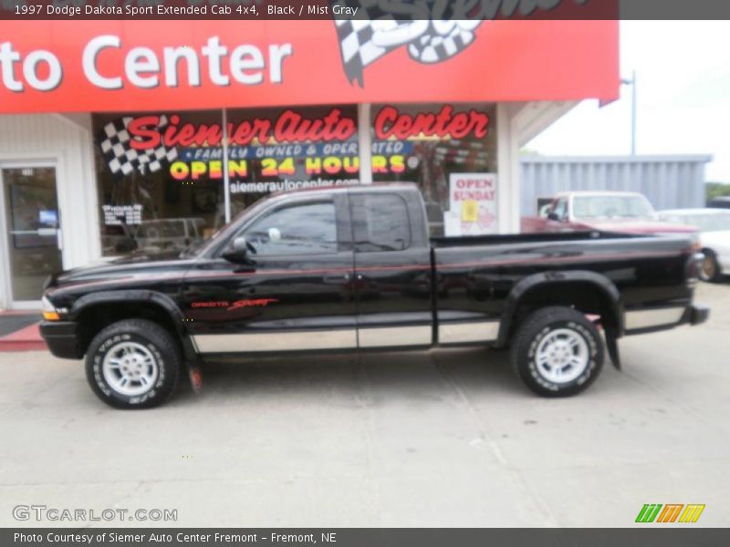 Black / Mist Gray 1997 Dodge Dakota Sport Extended Cab 4x4