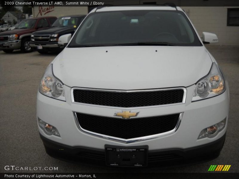Summit White / Ebony 2009 Chevrolet Traverse LT AWD
